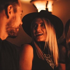 Meet your Posher, Jenna